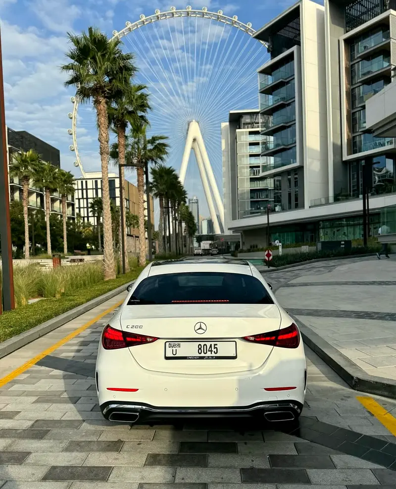 مرسيدس C Class 2024