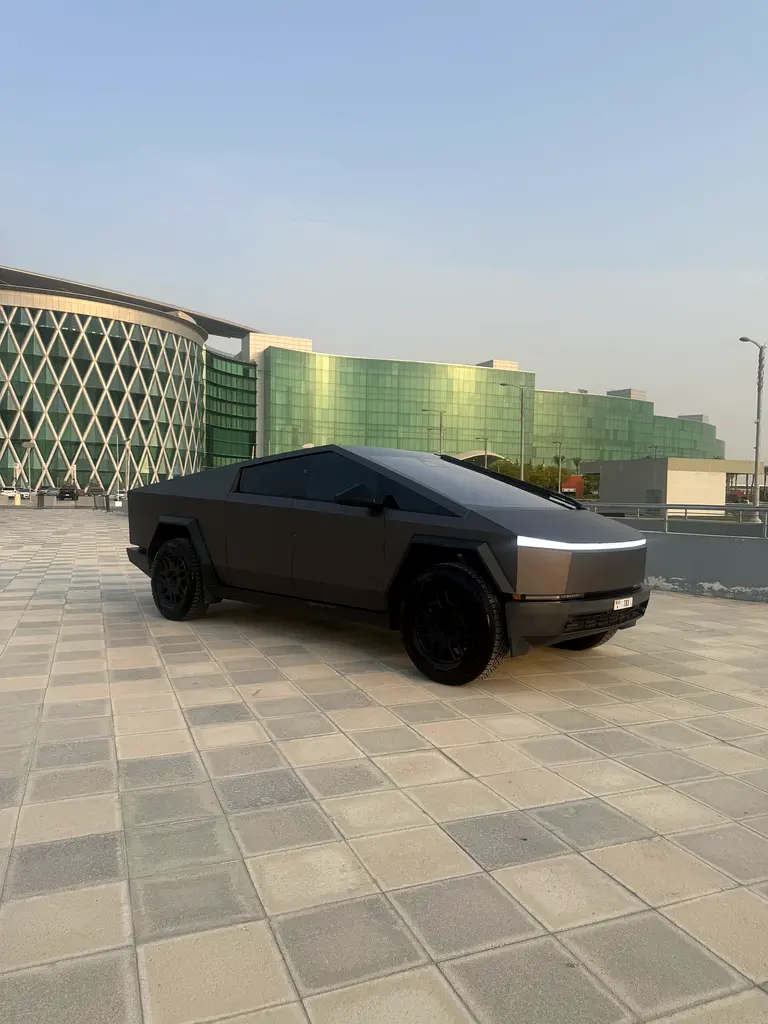 تسلا سايبرتراك 2024