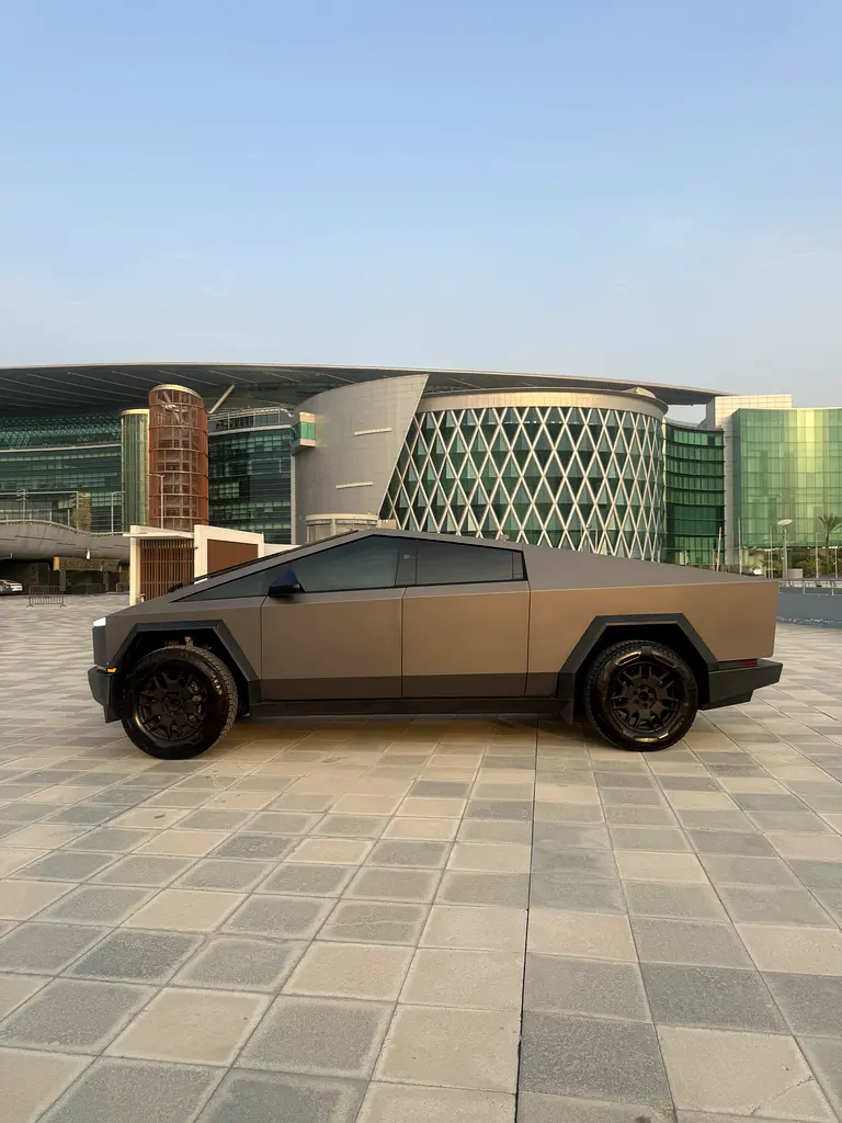 تسلا سايبرتراك 2024