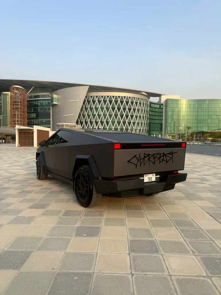 تسلا سايبرتراك 2024