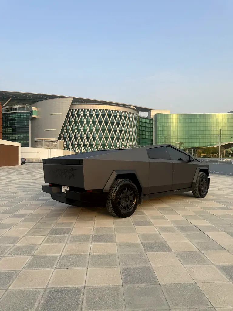 تسلا سايبرتراك 2024