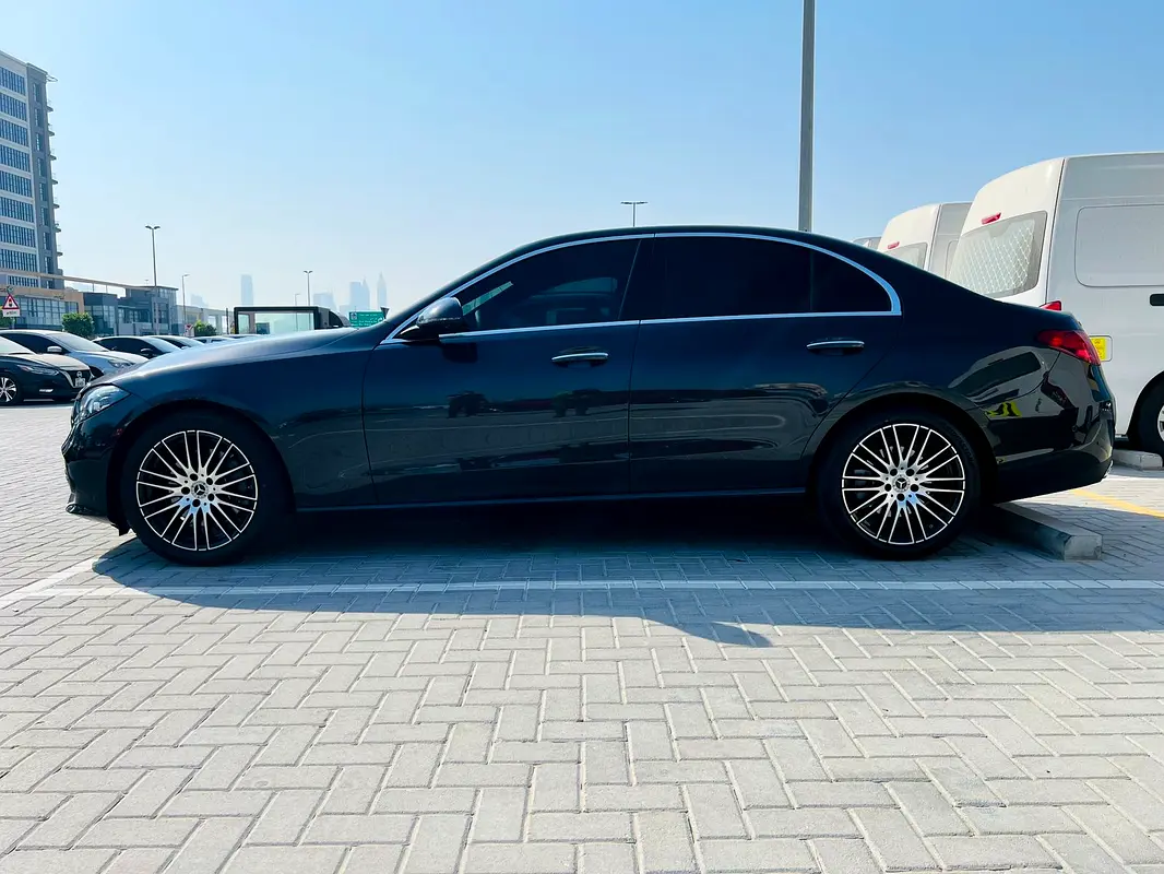 MERCEDES C Class 2024