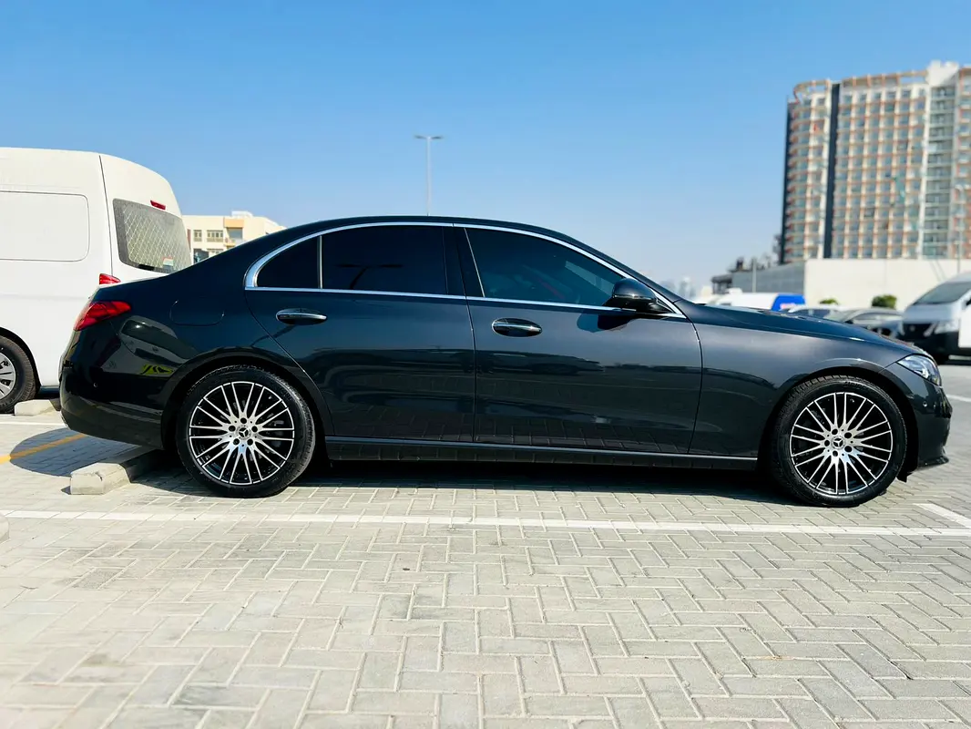 MERCEDES C Class 2024