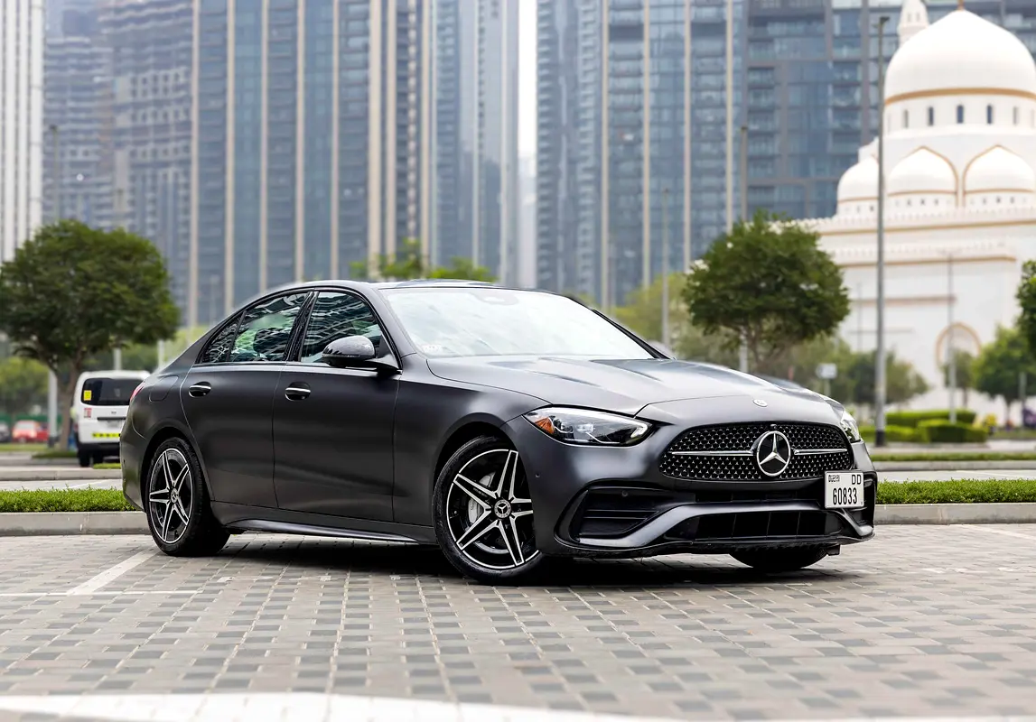 مرسيدس C Class 2024