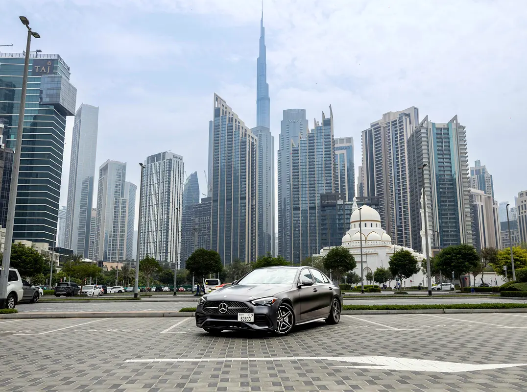 مرسيدس C Class 2024