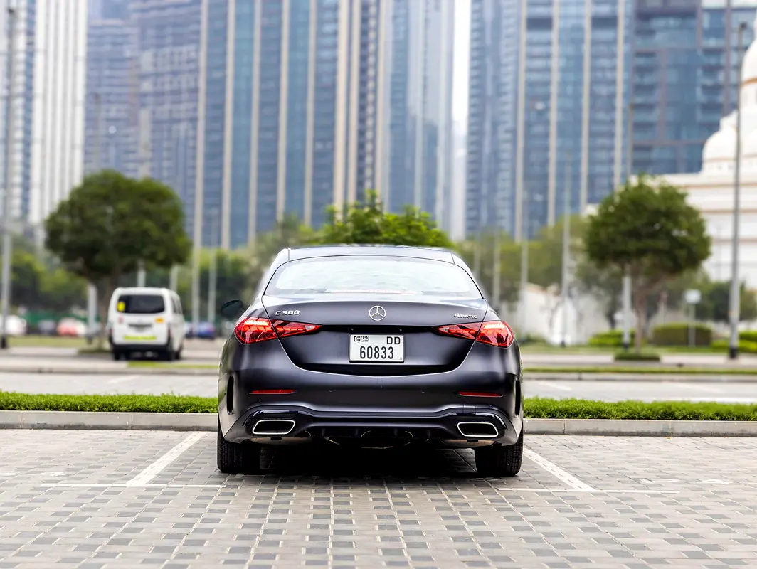مرسيدس C Class 2024