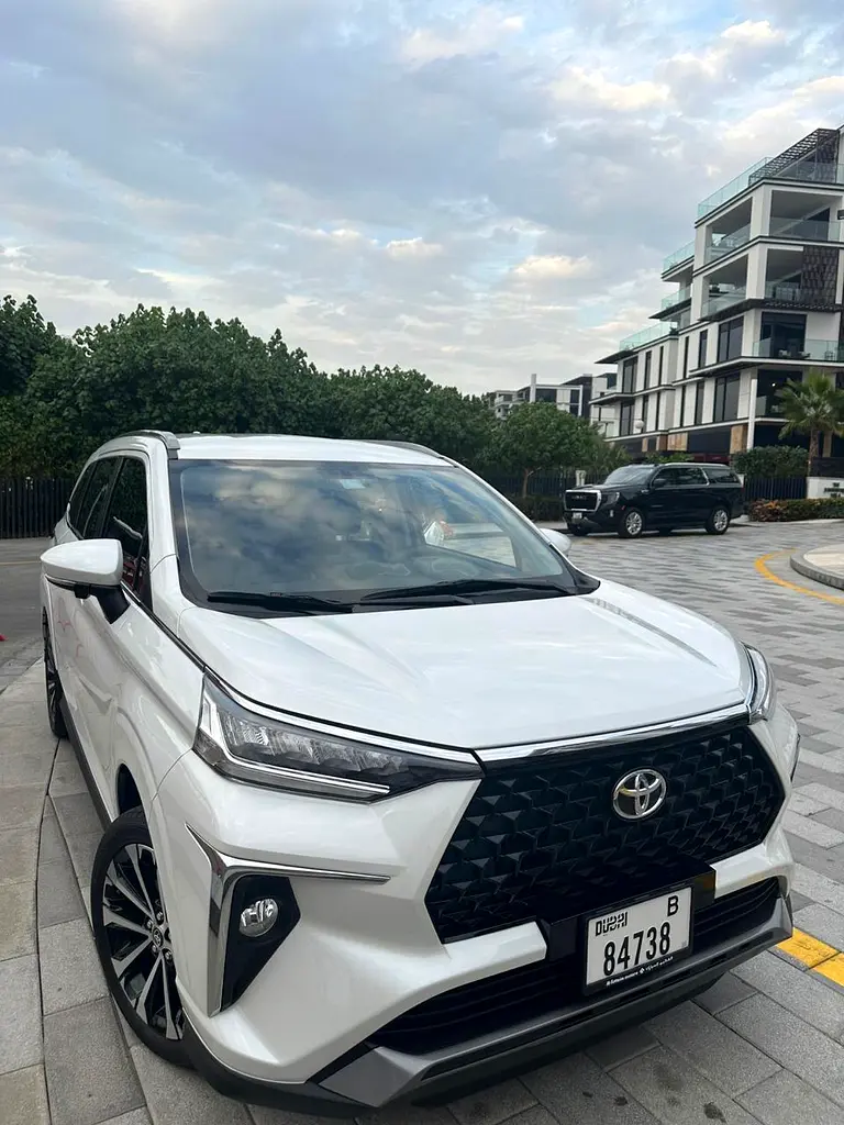 TOYOTA VELOZ 2024