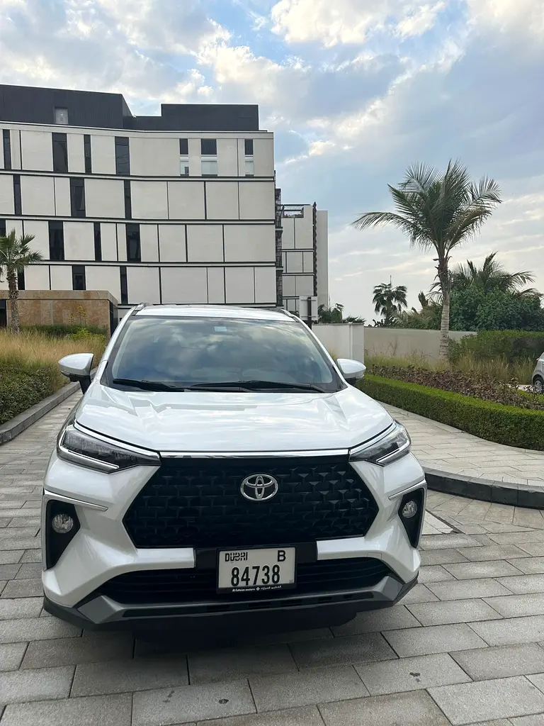 TOYOTA VELOZ 2024
