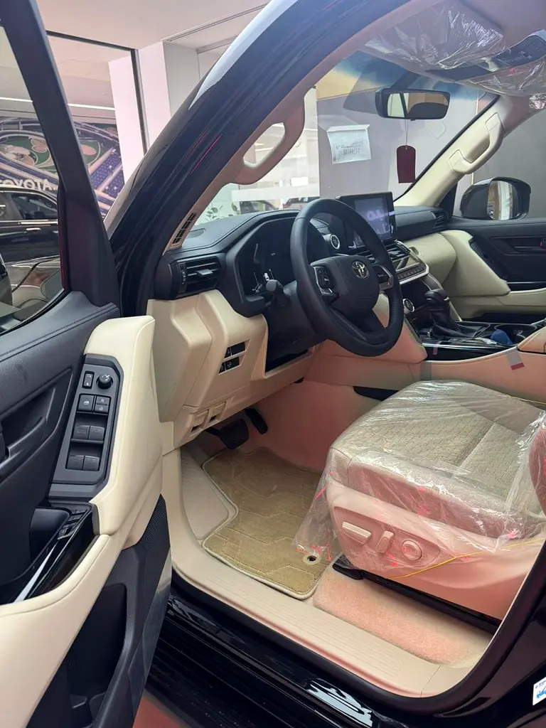 TOYOTA LAND CRUISER 2026