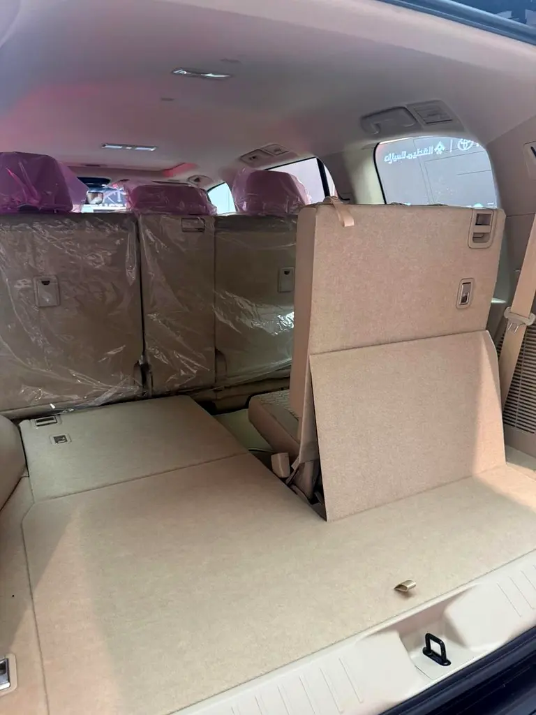 TOYOTA LAND CRUISER 2026