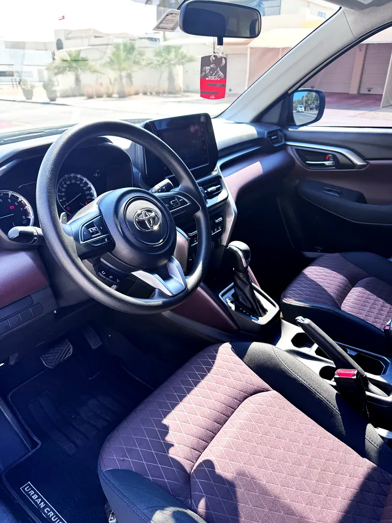 TOYOTA URBAN CRUISER 2024