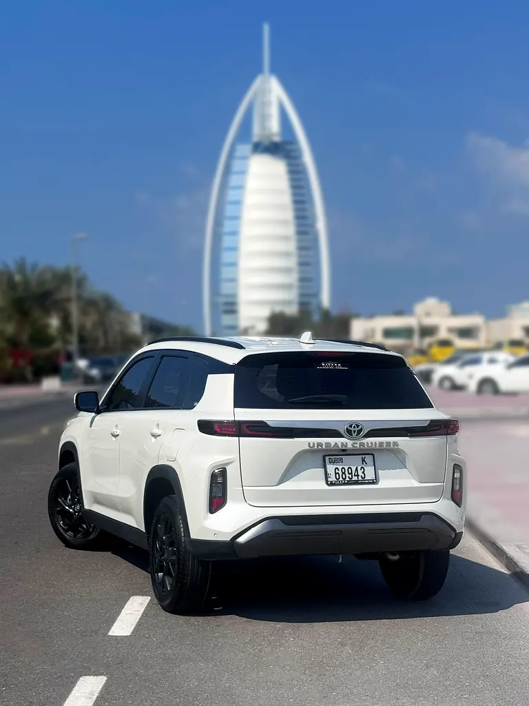 TOYOTA URBAN CRUISER 2024