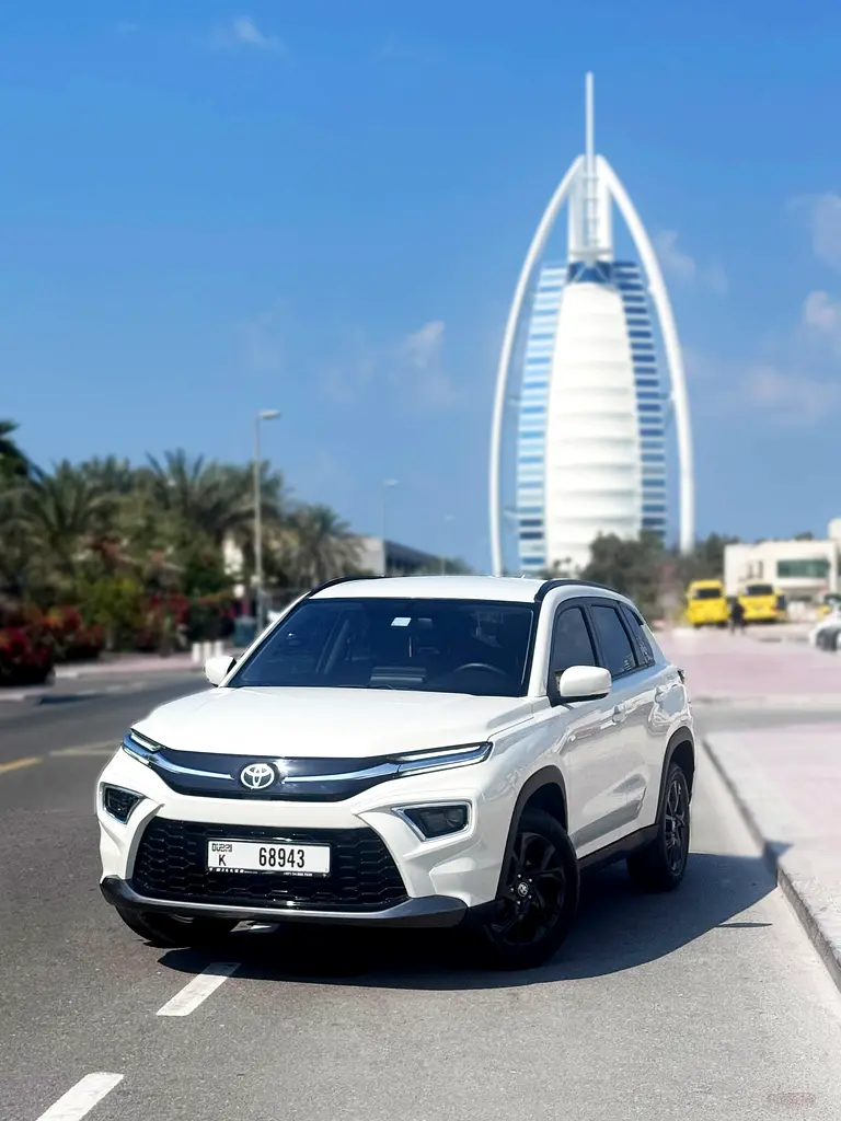 TOYOTA URBAN CRUISER 2024