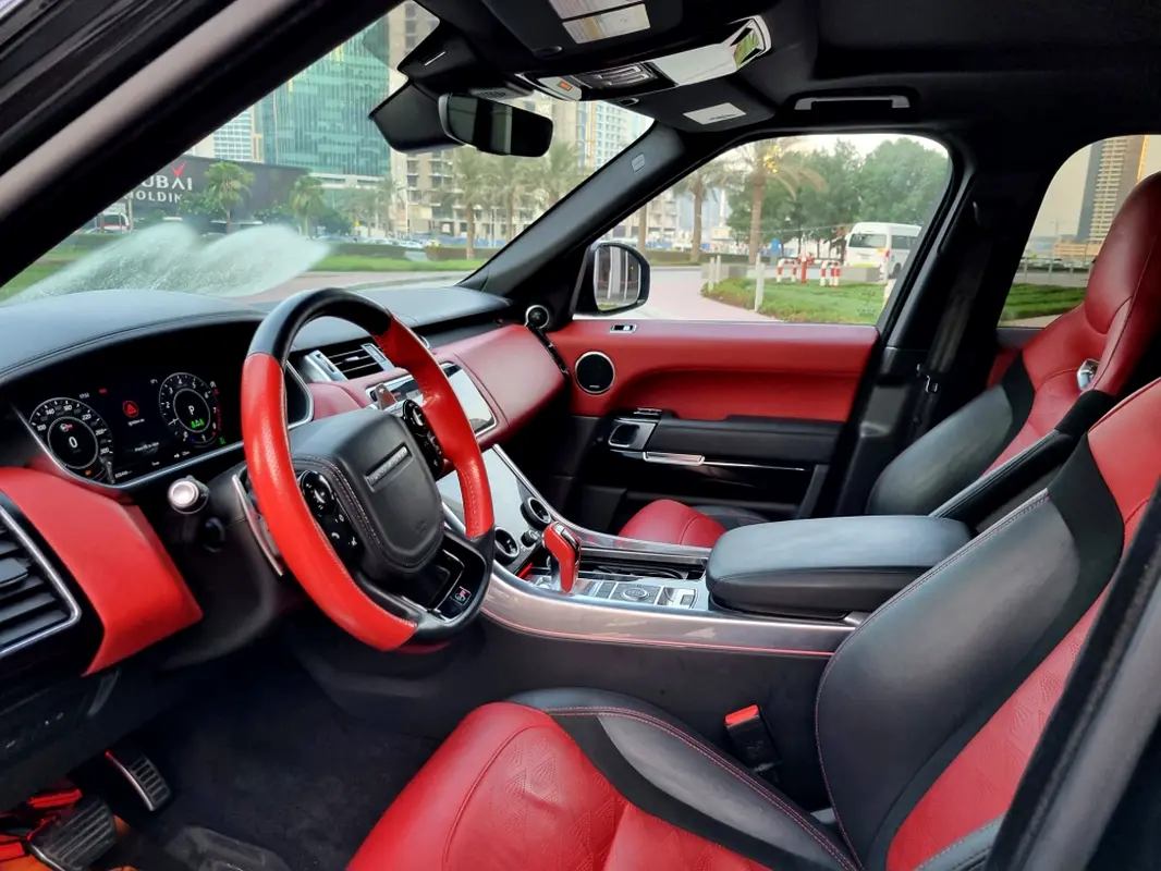 LAND ROVER SPORT 2020