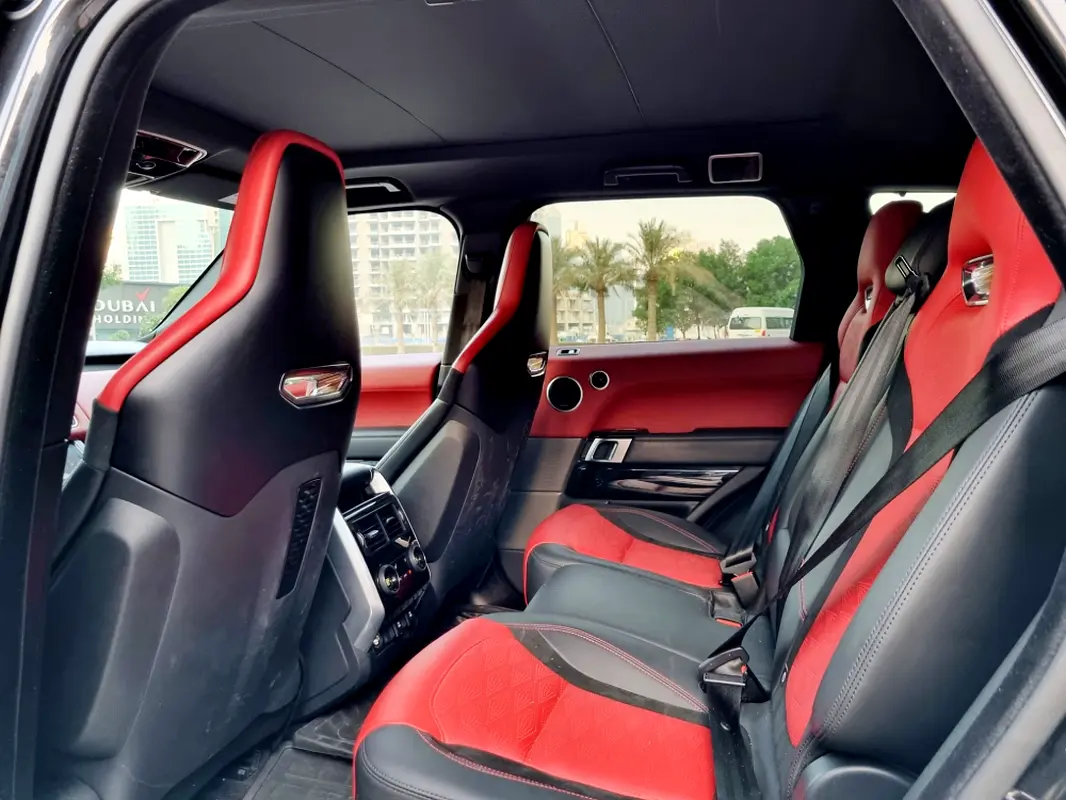 LAND ROVER SPORT 2020