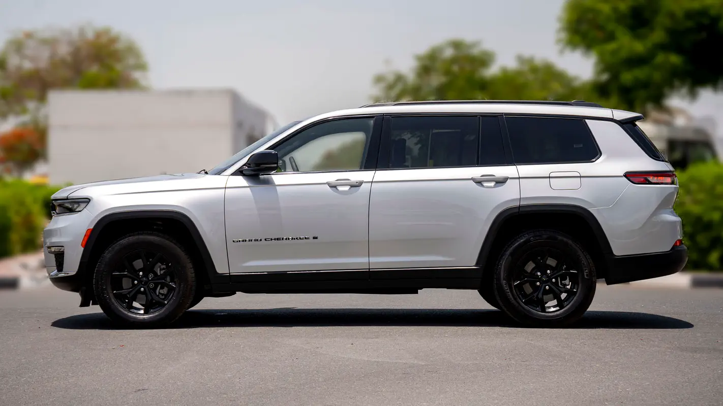 JEEP GRAND CHEROKEE 2024