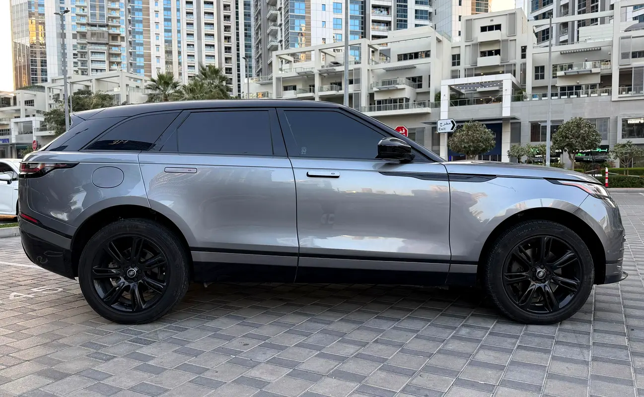 LAND ROVER VELAR 2023