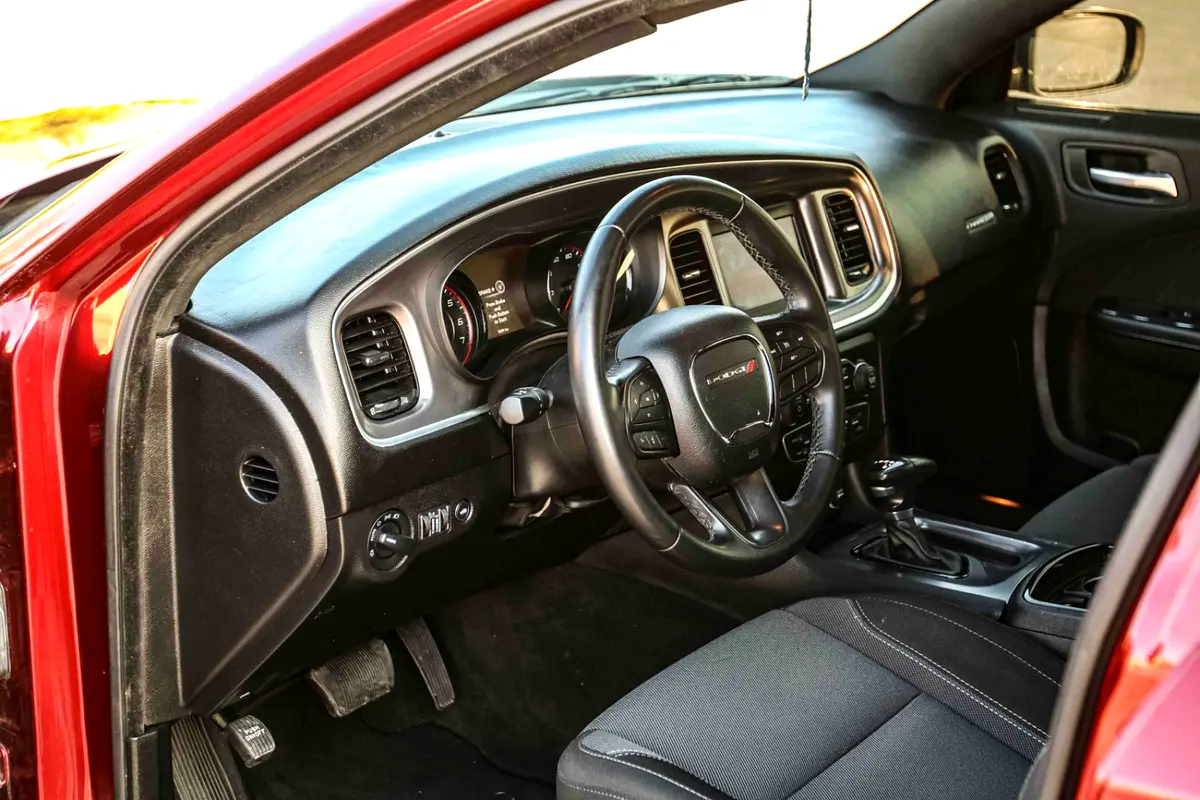 DODGE CHARGER 2021