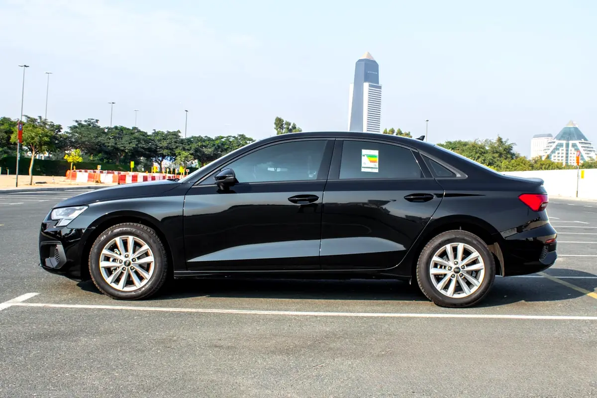 AUDI A3 2024