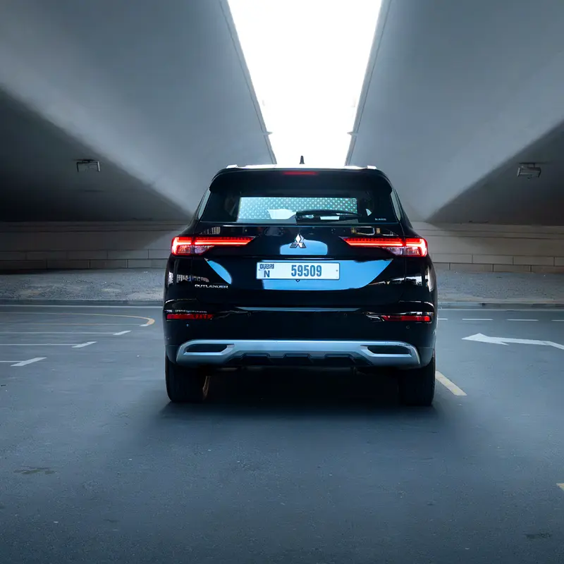 MITSUBISHI OUTLANDER 2025