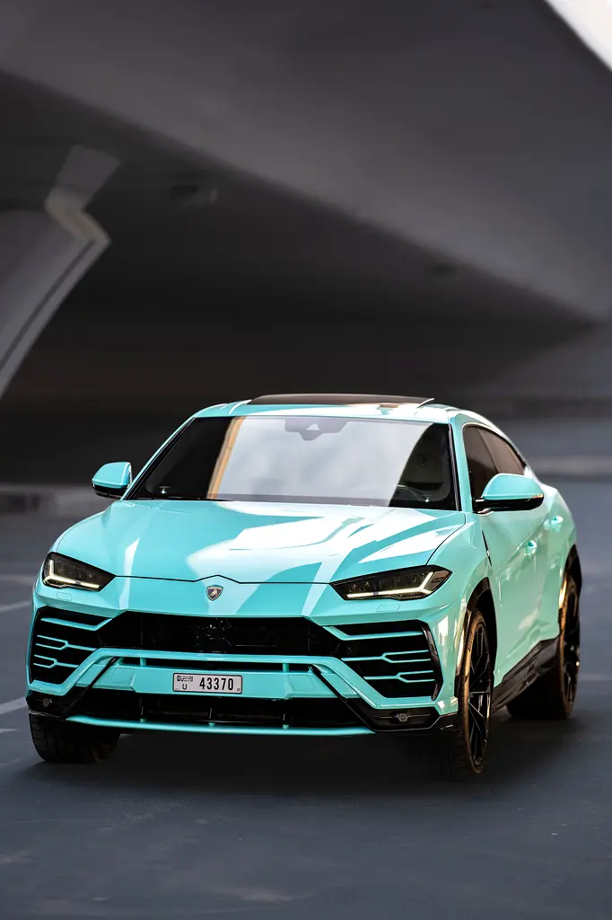 LAMBORGHINI URUS 2020