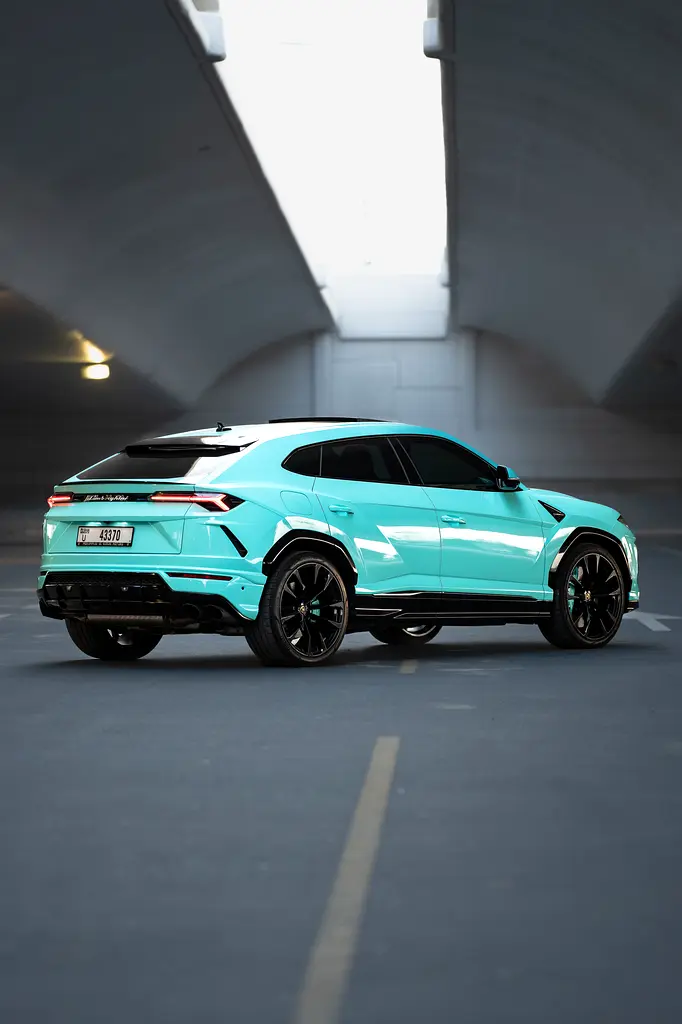 LAMBORGHINI URUS 2020