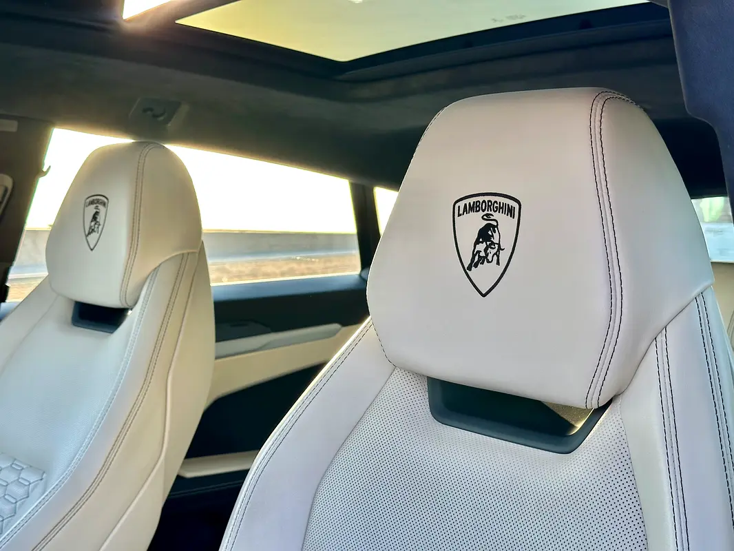 LAMBORGHINI URUS 2020