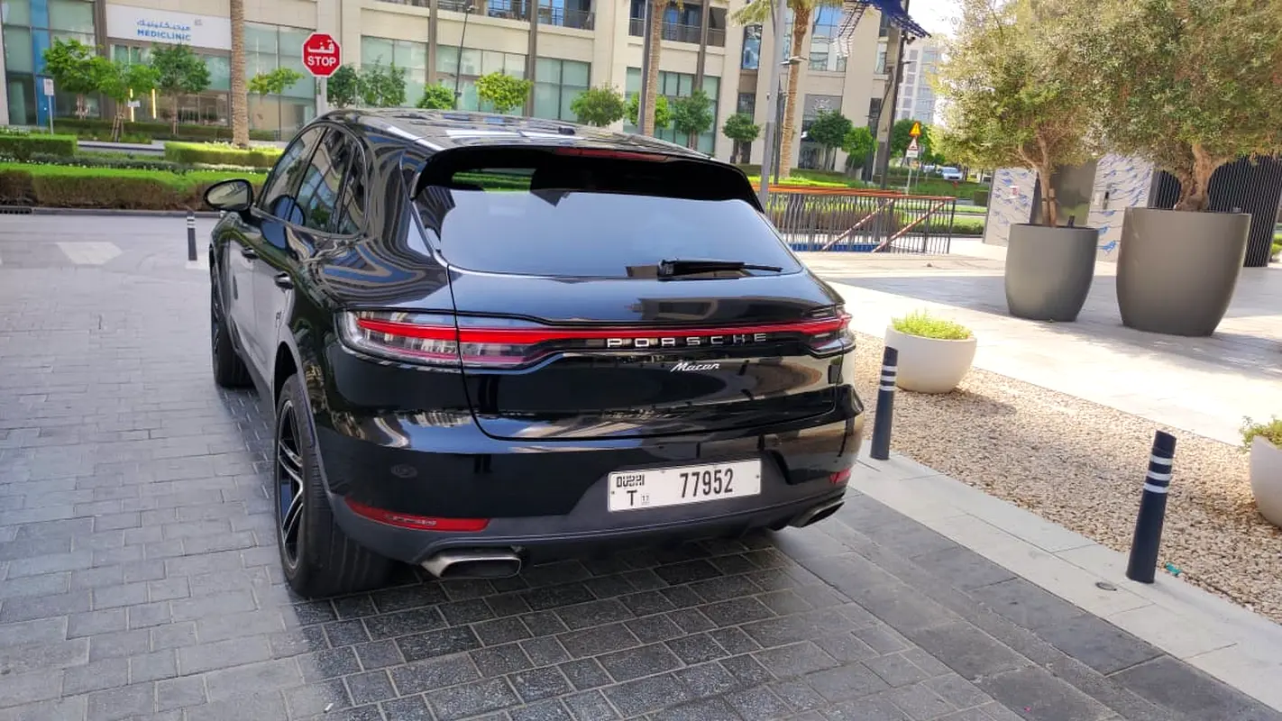 بورش ماكان 2021