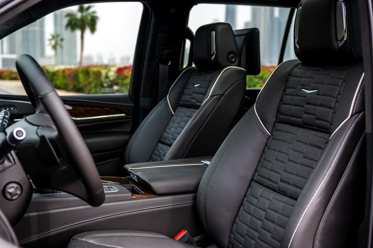 CADILLAC ESCALADE 2024