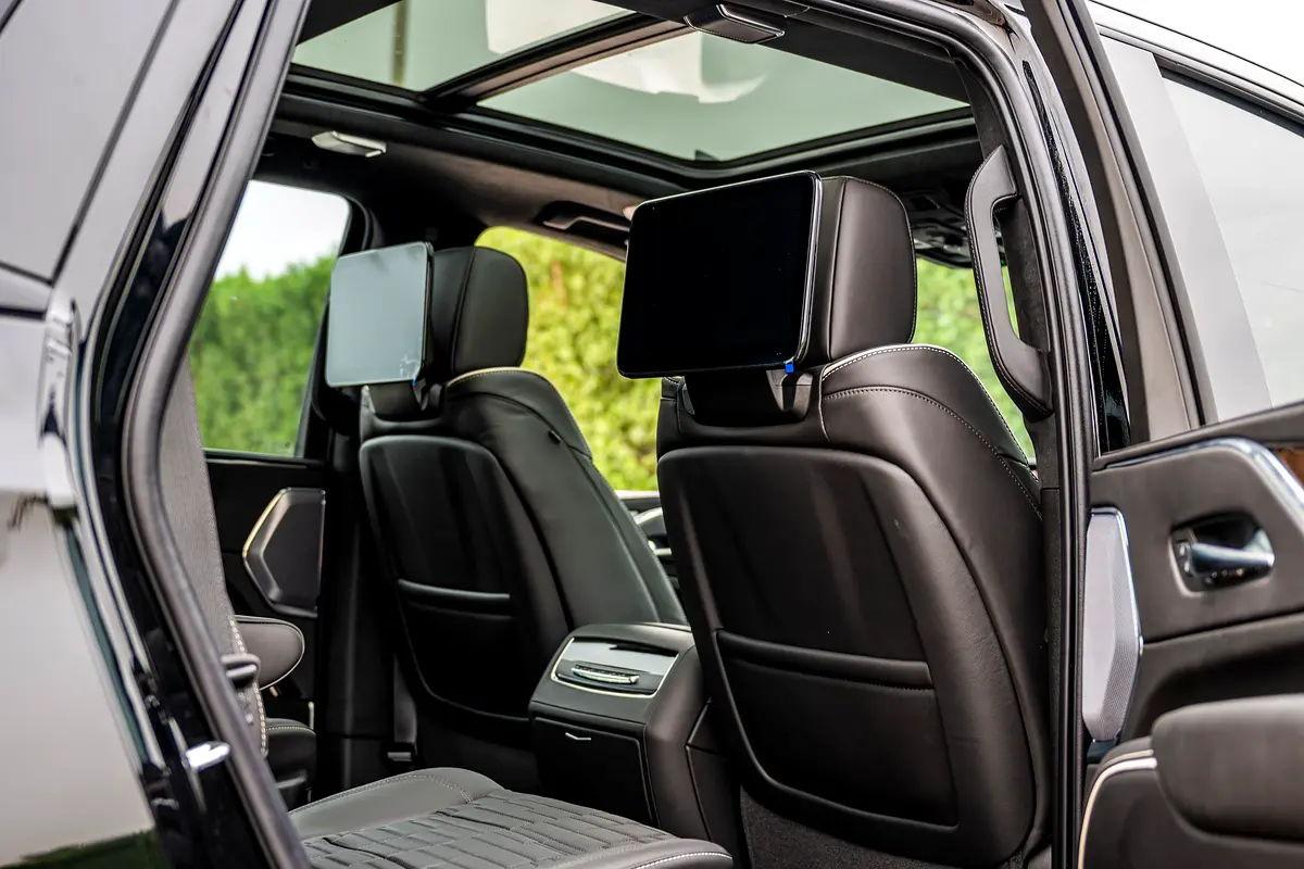 CADILLAC ESCALADE 2024