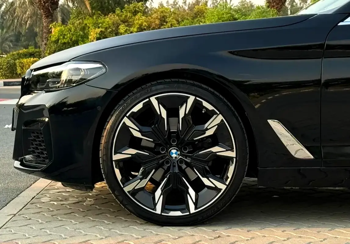 بي أم دبليو 5 SERIES 2022