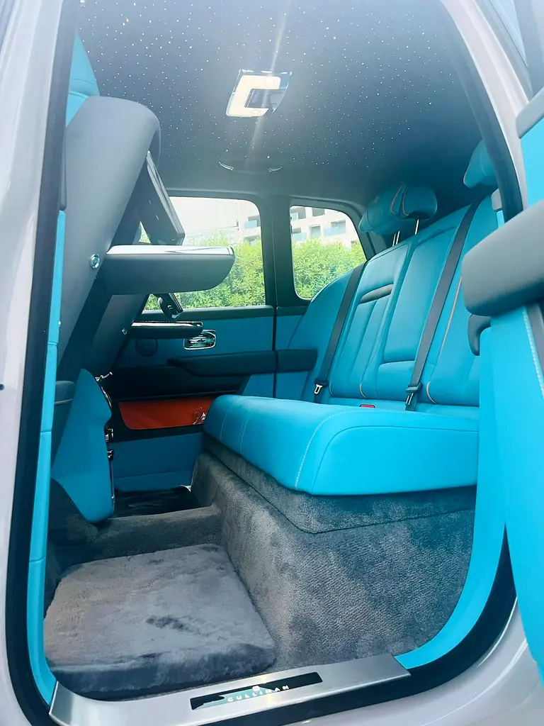 ROLLS ROYCE CULLINAN 2024