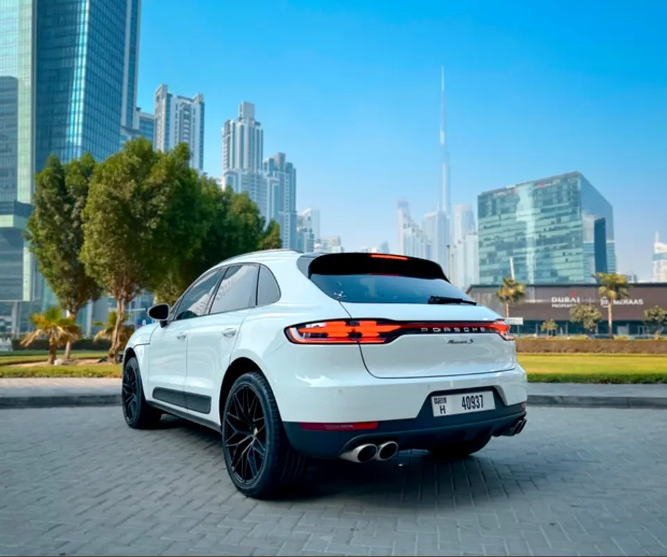 PORSCHE MACAN 2021