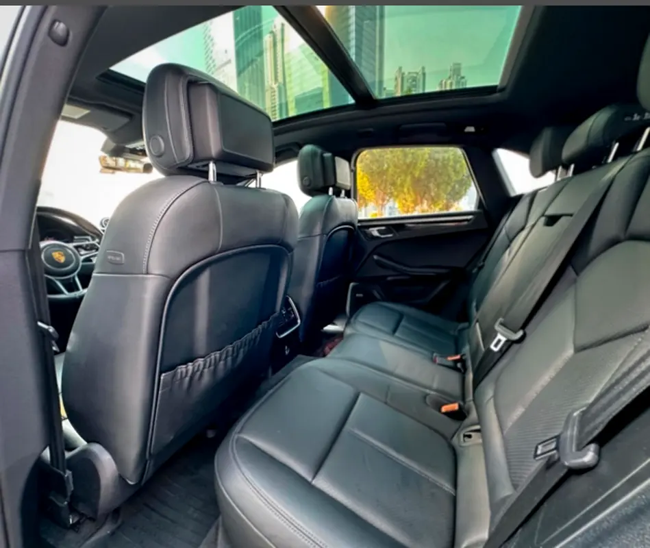 PORSCHE MACAN 2021