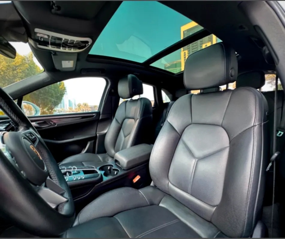 PORSCHE MACAN 2021
