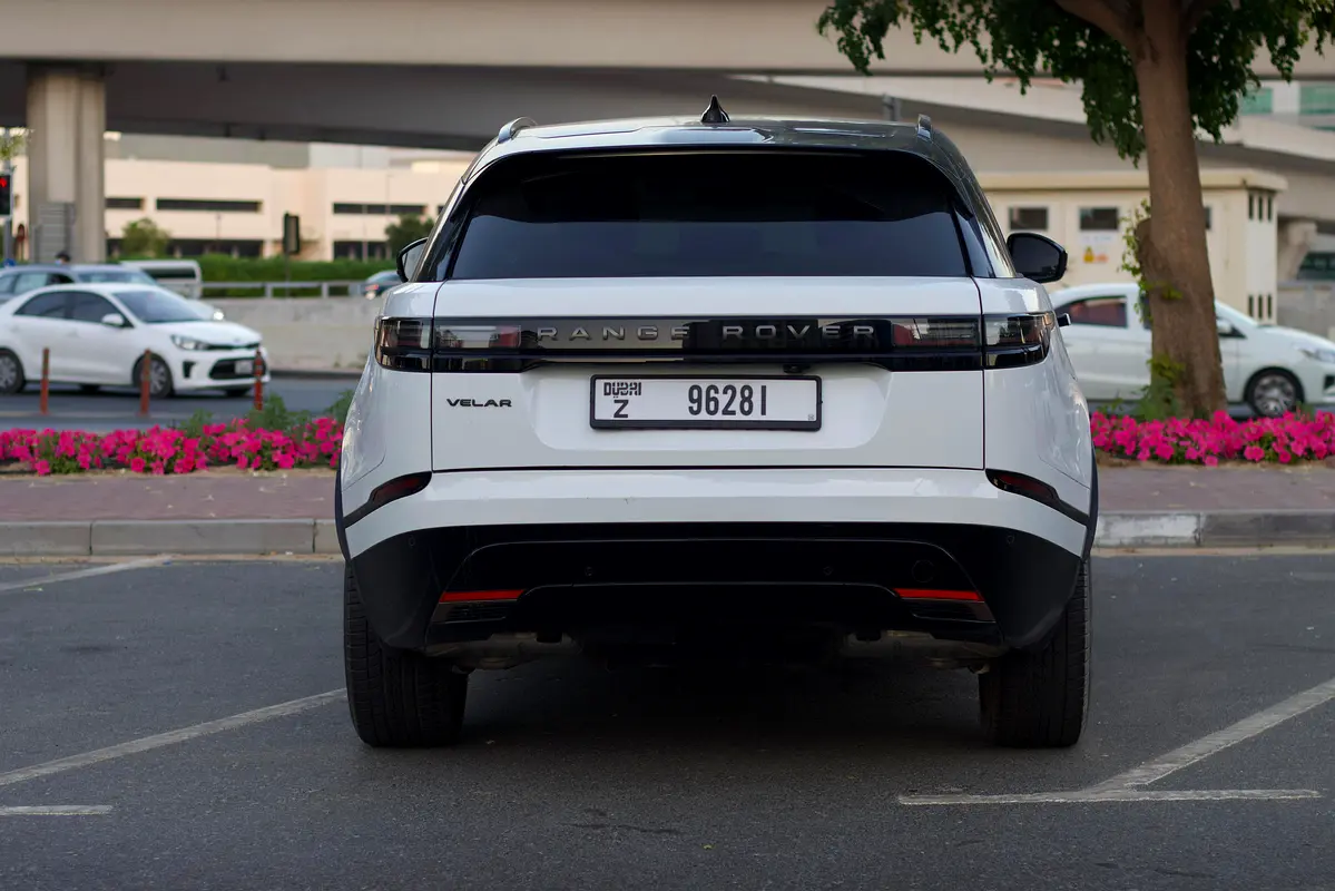 LAND ROVER VELAR 2024