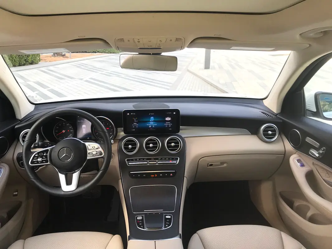MERCEDES GLC CLASS 2021