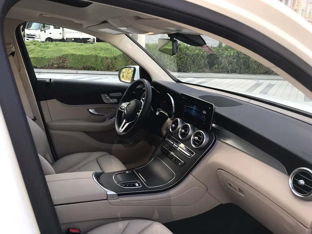 MERCEDES GLC CLASS 2021