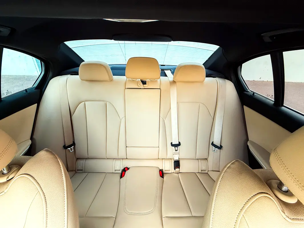 بي أم دبليو 3 SERIES 2021