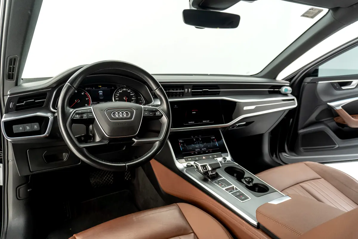 AUDI A6 2023