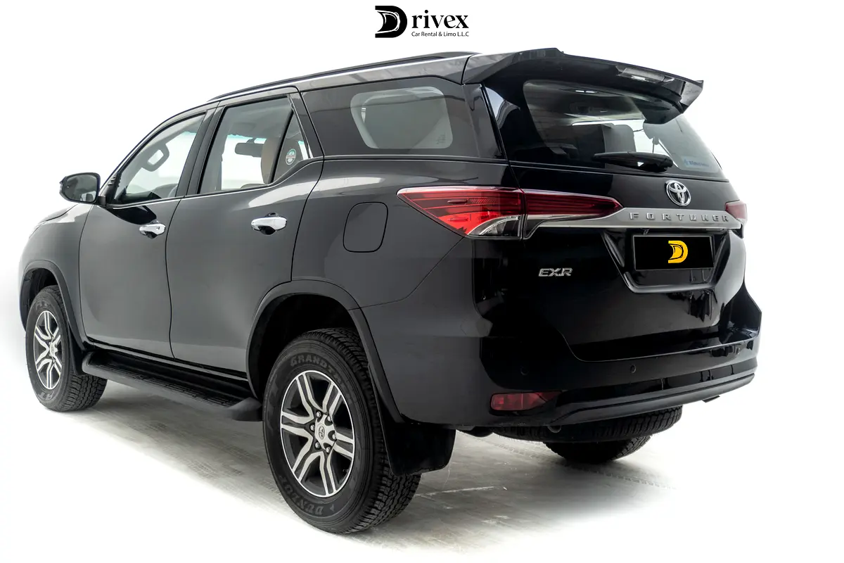 TOYOTA FORTUNER 2025