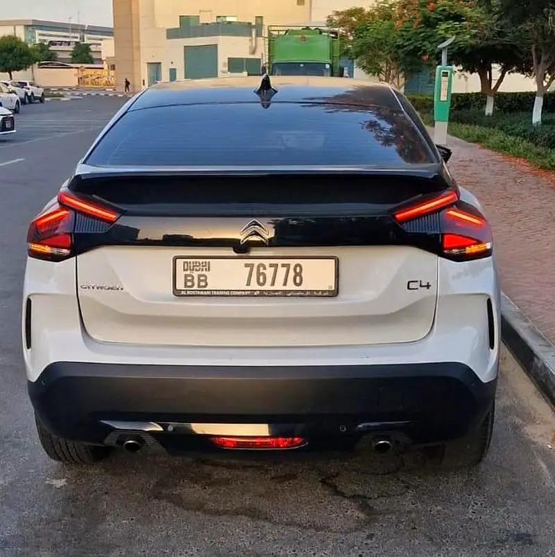 سيتروين C4 2025