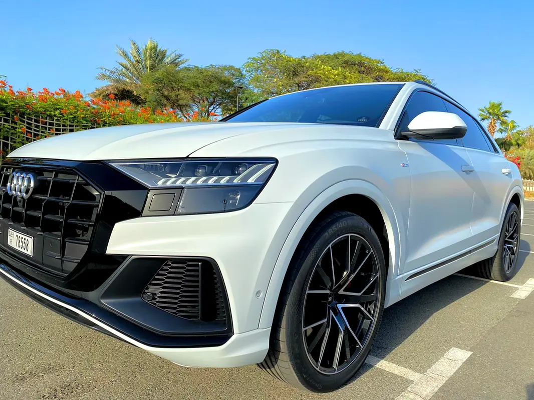 AUDI Q8 2022