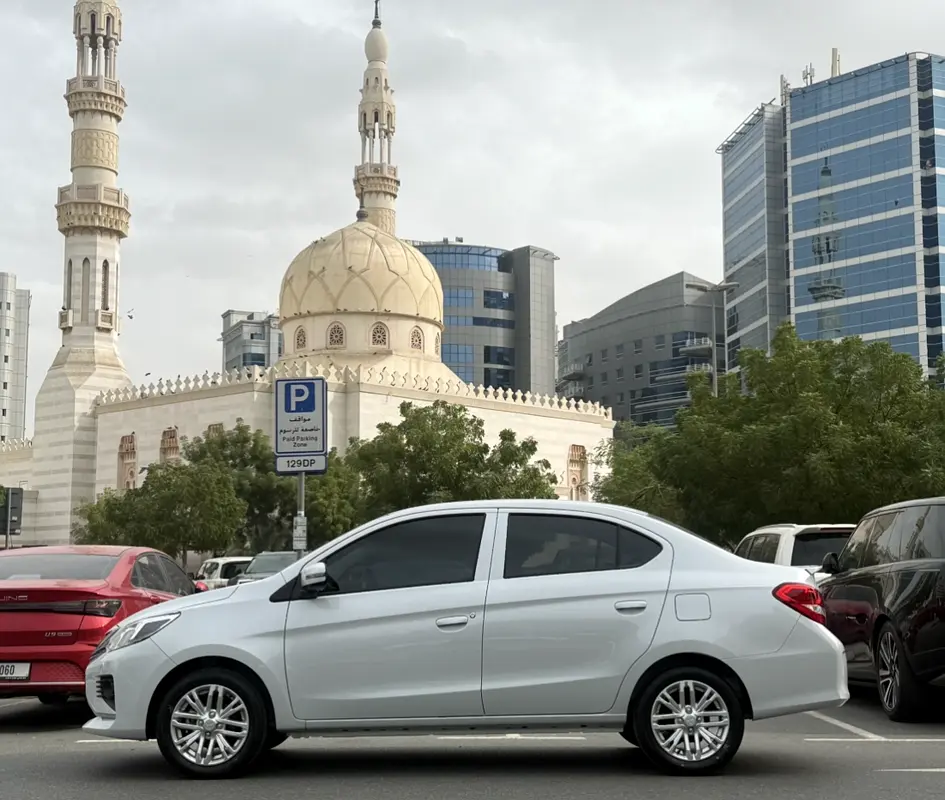 MITSUBISHI ATTRAGE 2026