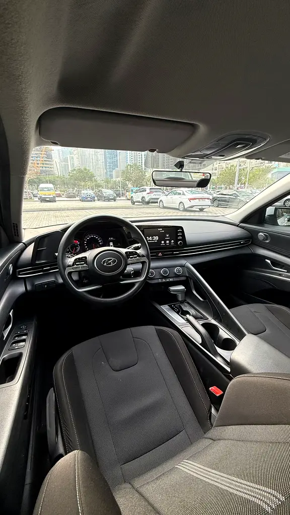 HYUNDAI ELANTRA 2023