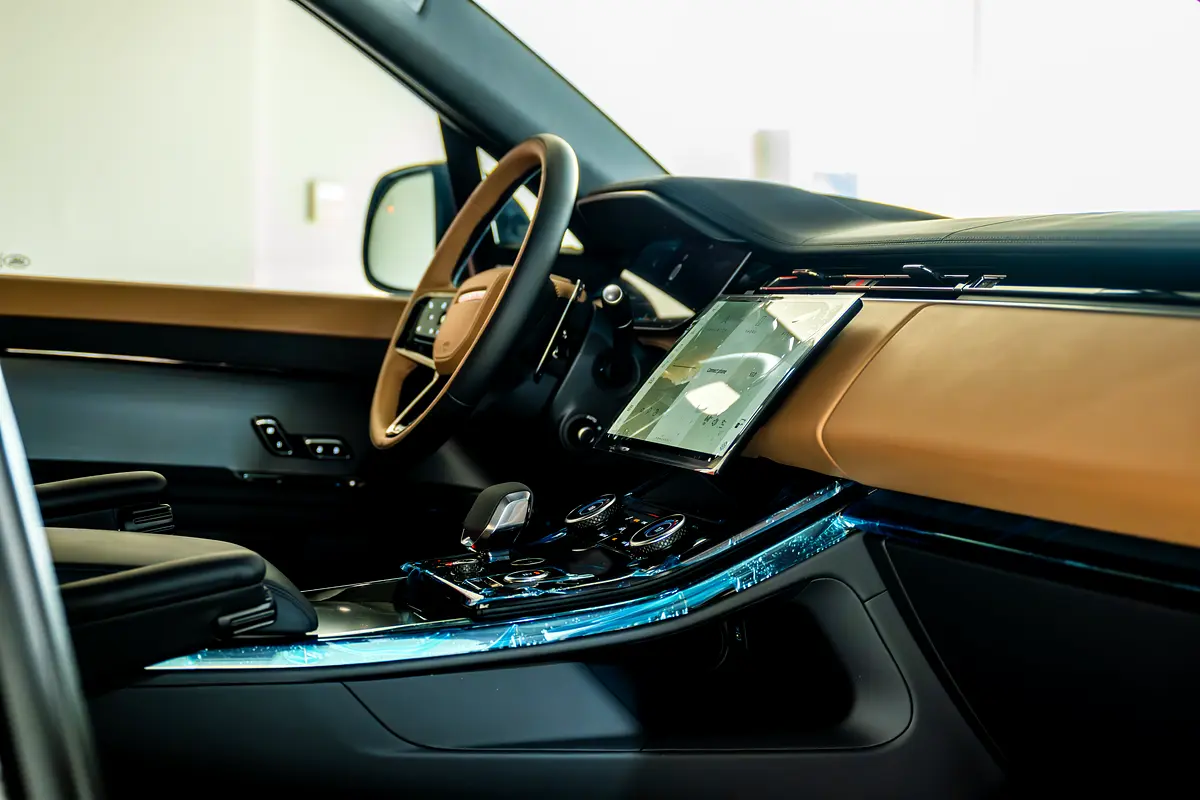 LAND ROVER SPORT 2023