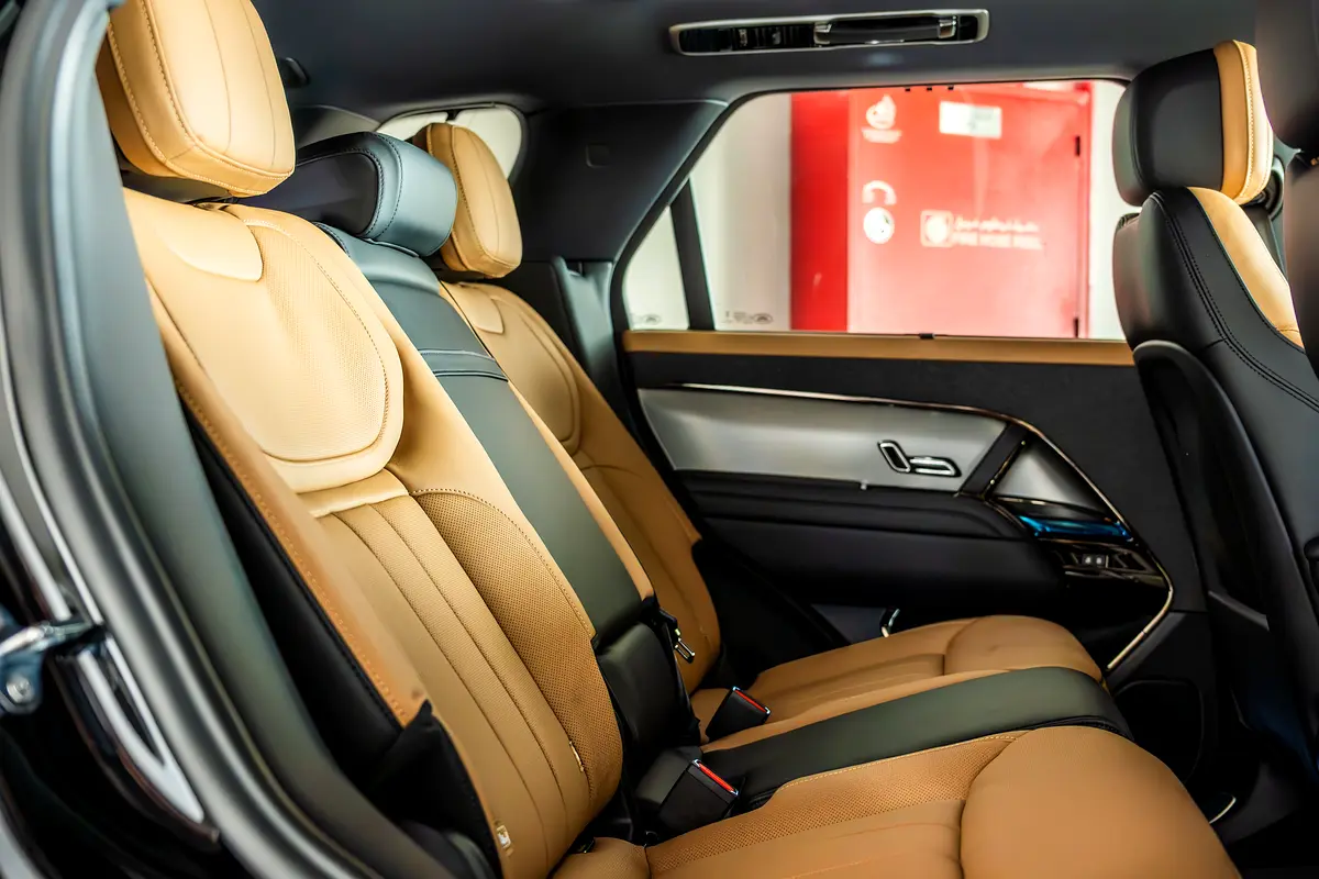 LAND ROVER SPORT 2023