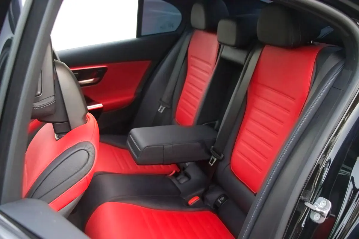 MERCEDES C Class 2025