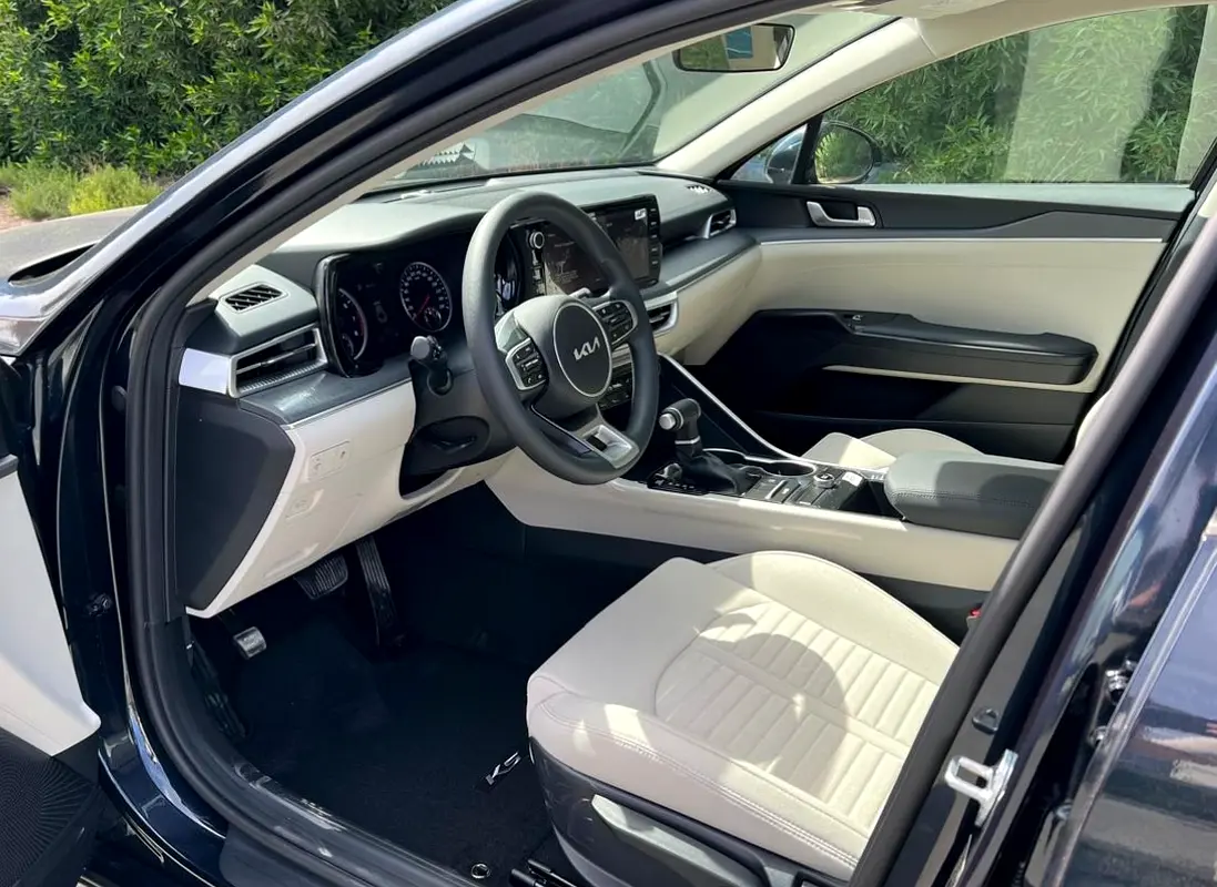 KIA K5 2023