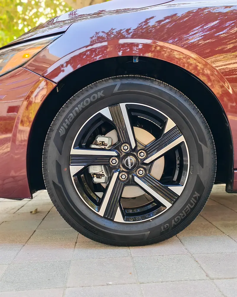 NISSAN SENTRA 2025